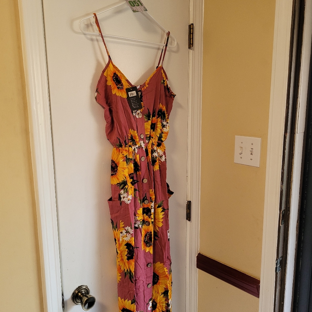 J & W Midi DRESS XL — Blush Pink Sunflower w/ POCKETS-ALSO HAVE IN WHITE - Picture 6 of 7